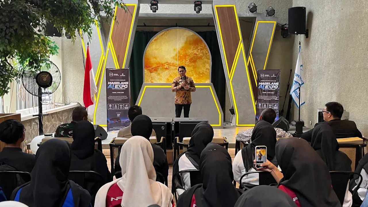 Wali Kota Magelang, Manusia Harus Kendalikan AI, Bukan Sebaliknya